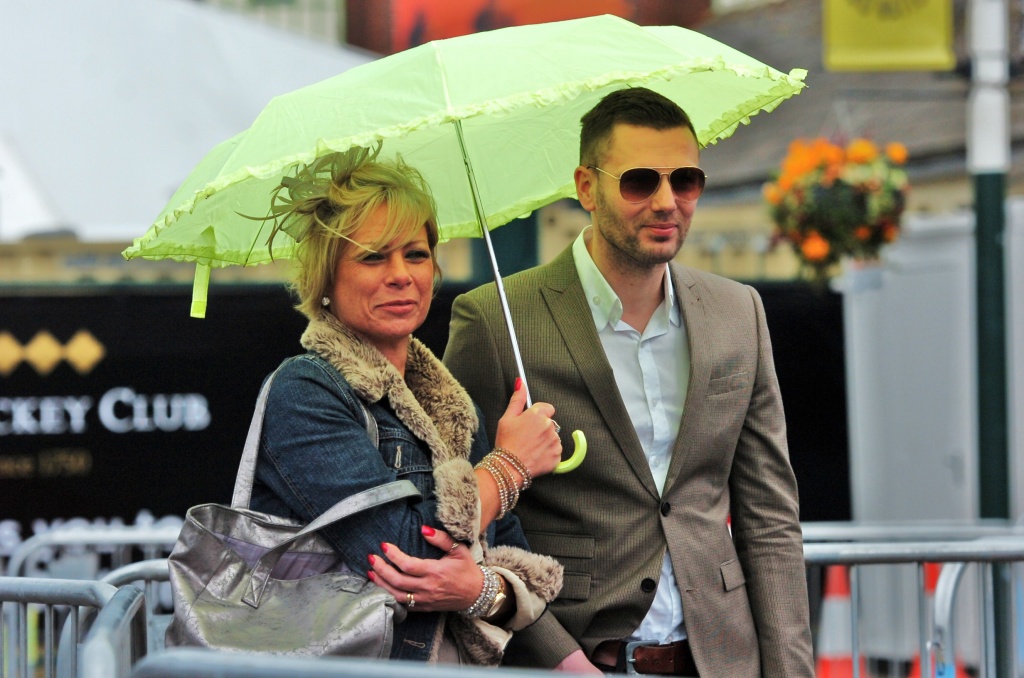 Ladies Day Aintree - The Guide Liverpool