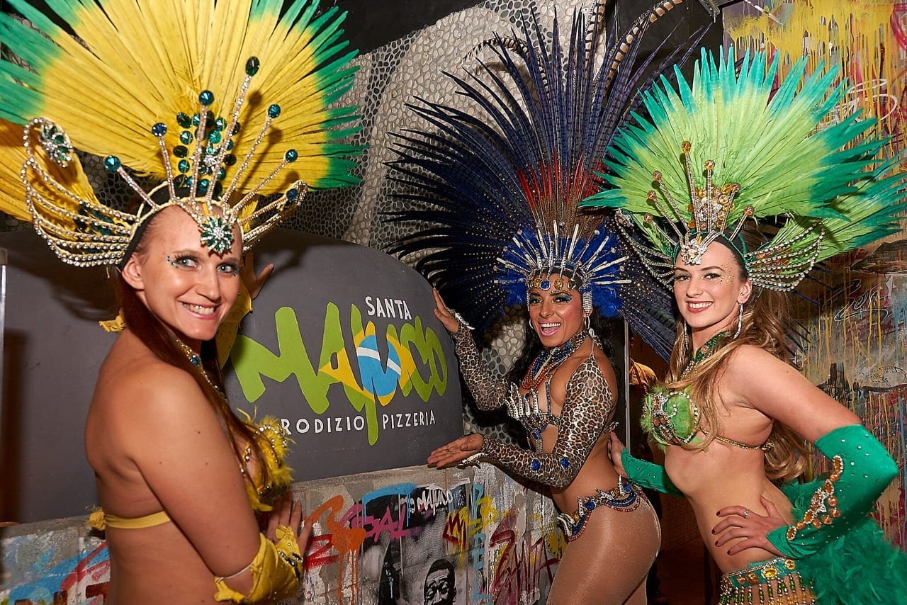 Santa Maluco officialy opens it’s doors with Brazilian Spectacle on Castle Street