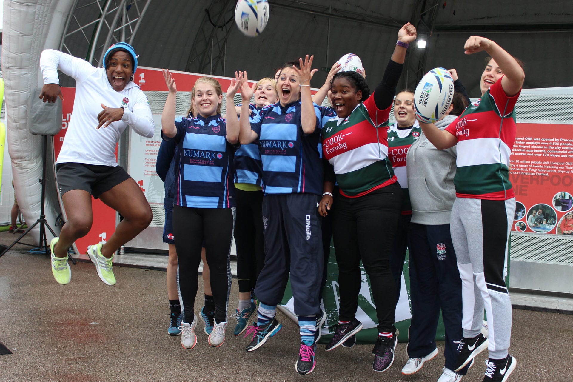 Ladies in Liverpool get top tips from Rugby World Cup winner