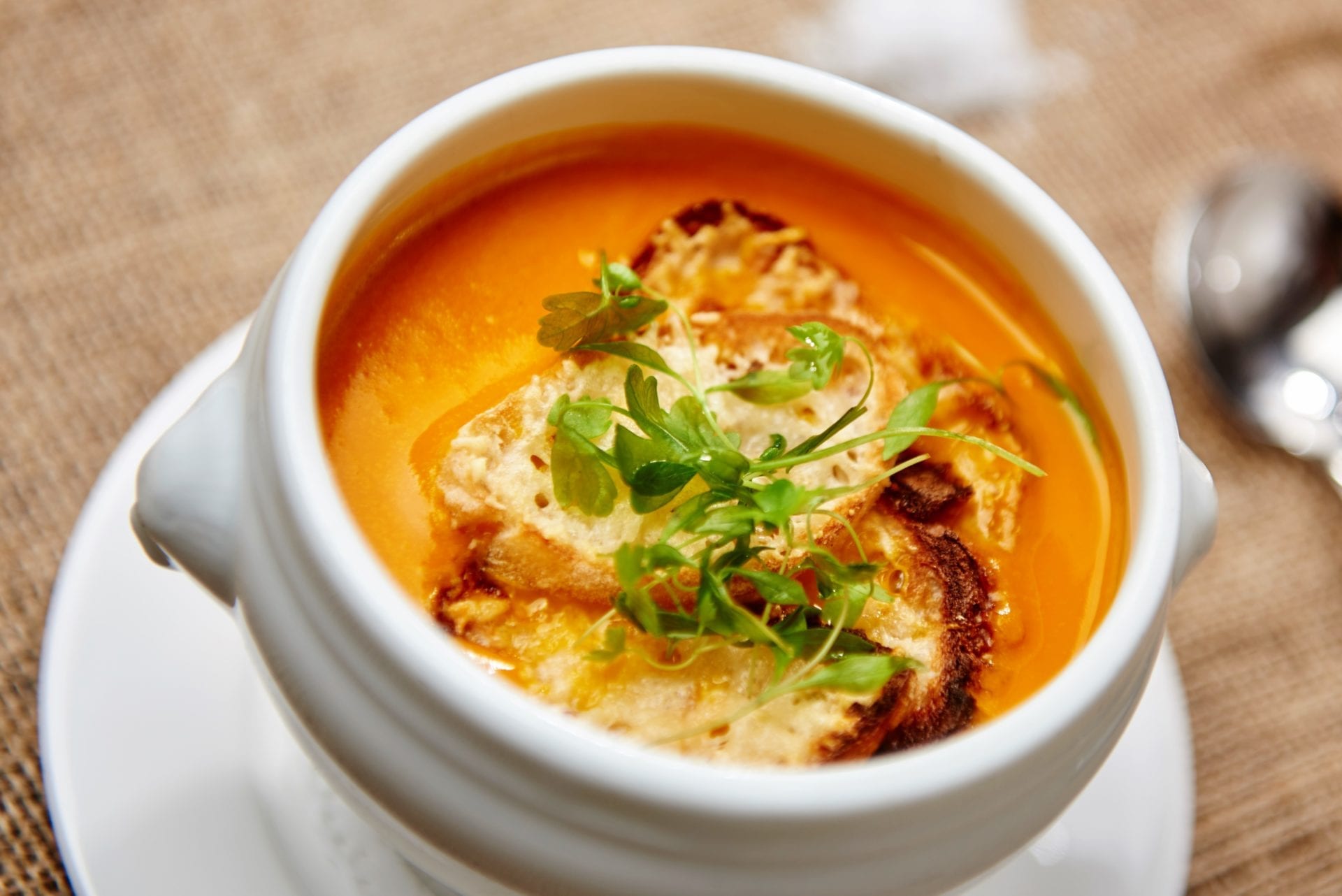 7 Reasons why summer is the perfect time to dine at Marco Pierre White Wheeler’s of St James’s