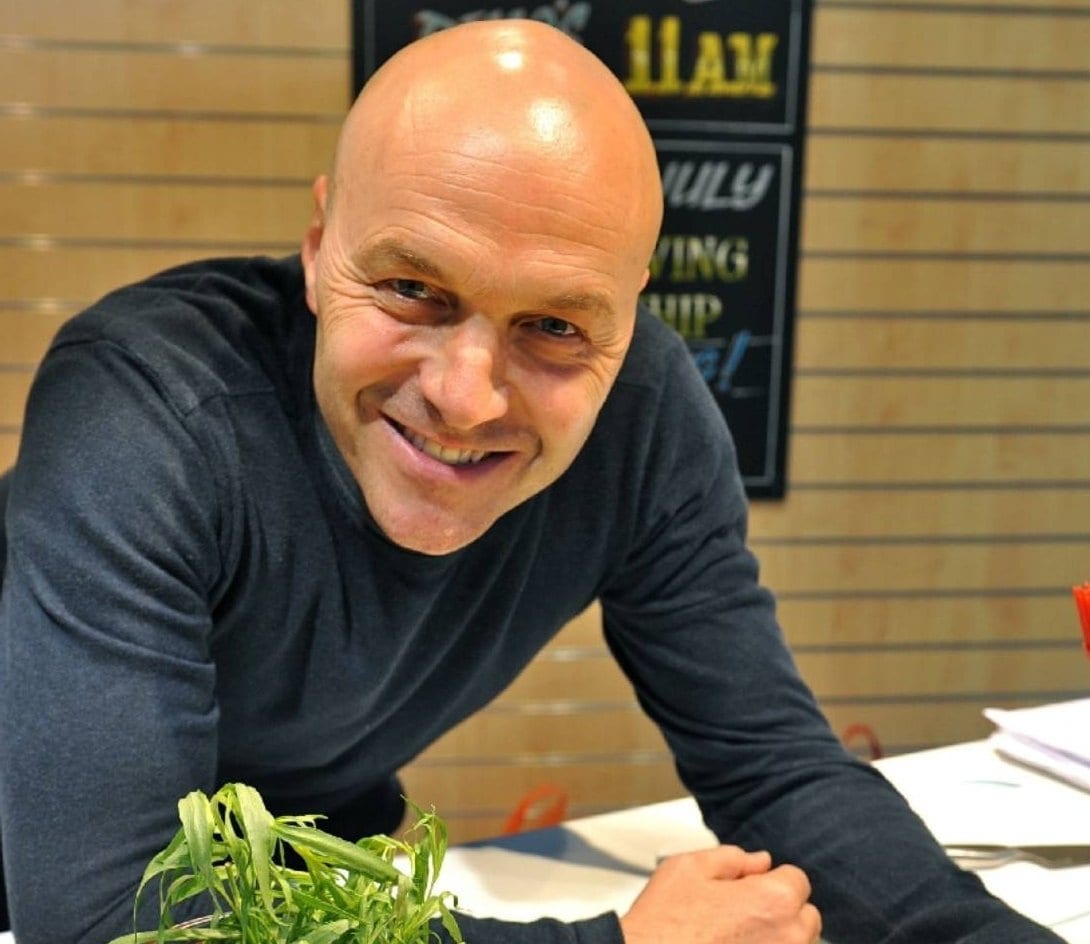 Did you see Simon Rimmer suffering an awkward wardrobe malfunction on Sunday Brunch?