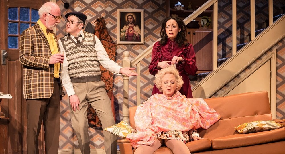 Some Mothers Do ‘Ave’ Em is coming to St Helens Theatre Royal