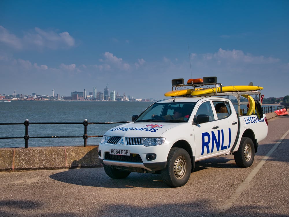 RNLI urges beachgoers to stay safe as UK braced for potential heatwave