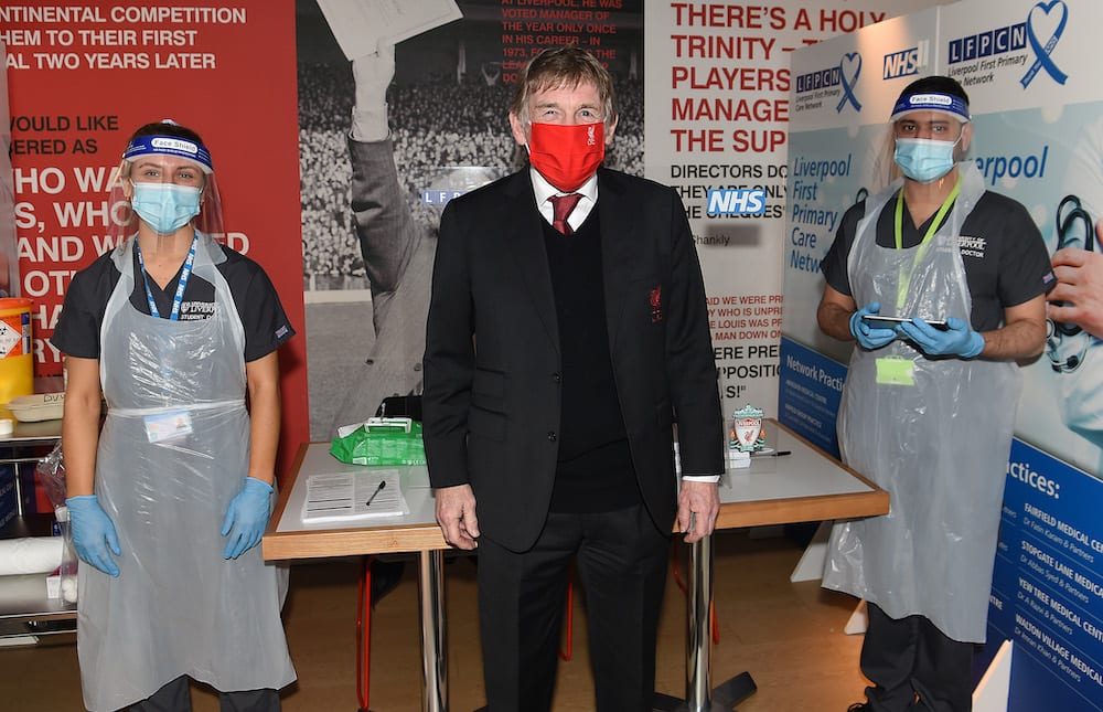 Sir Kenny Dalglish makes Anfield visit to thank vaccinators and volunteers