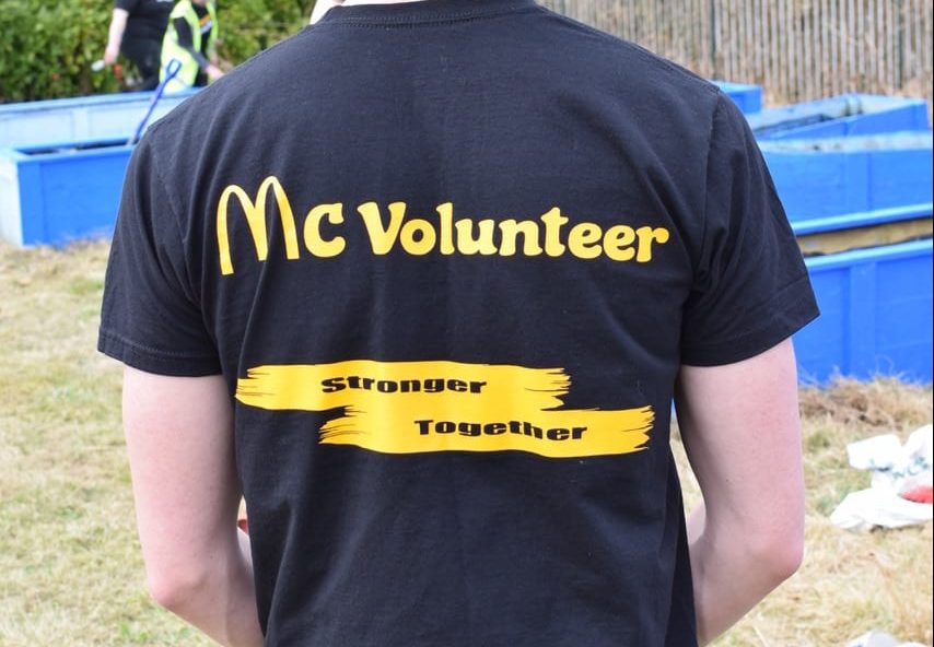 HYPE Merseyside teams up with Upton McDonald’s to tidy up green spaces