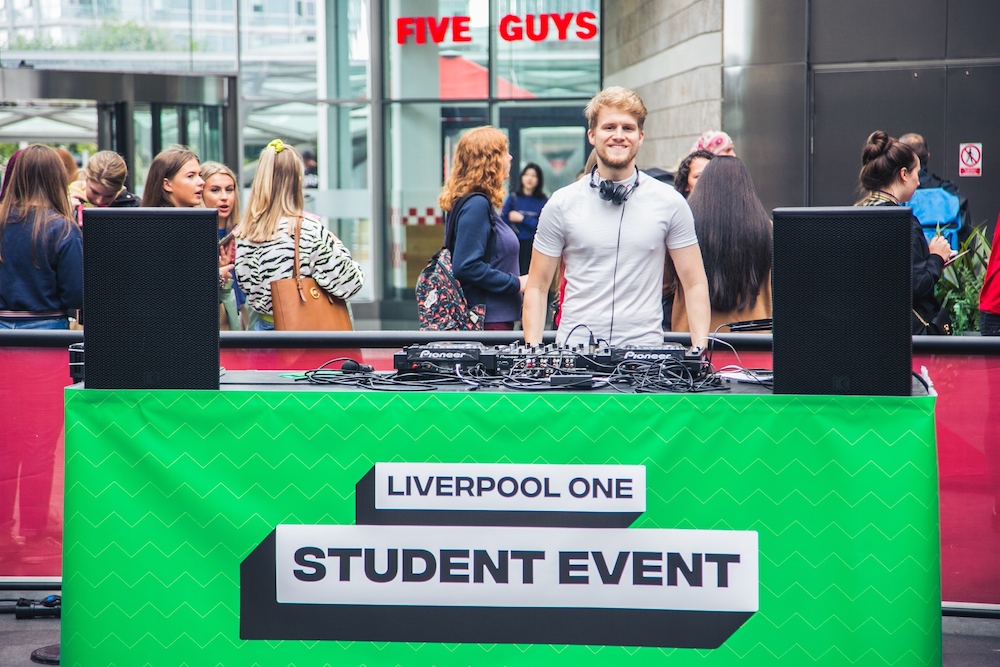 Liverpool ONE welcomes new students with local musicians and deals and discounts across its stores