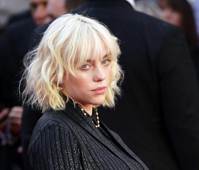 Billie Eilish to headline Glastonbury 2022