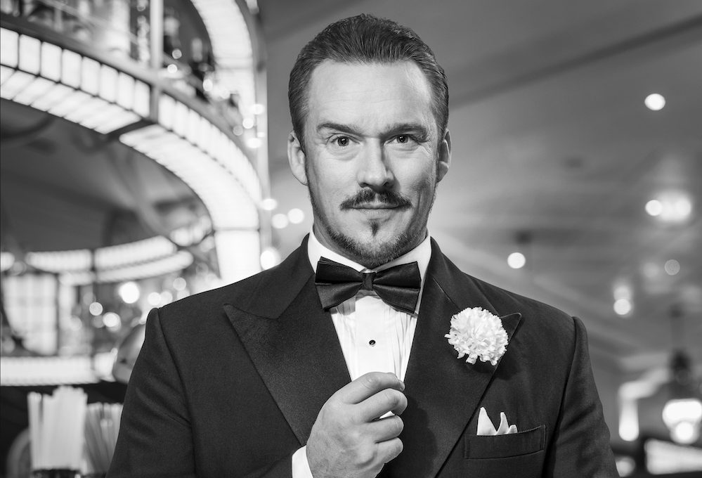Russel Watson to star in Chicago at the Liverpool Empire