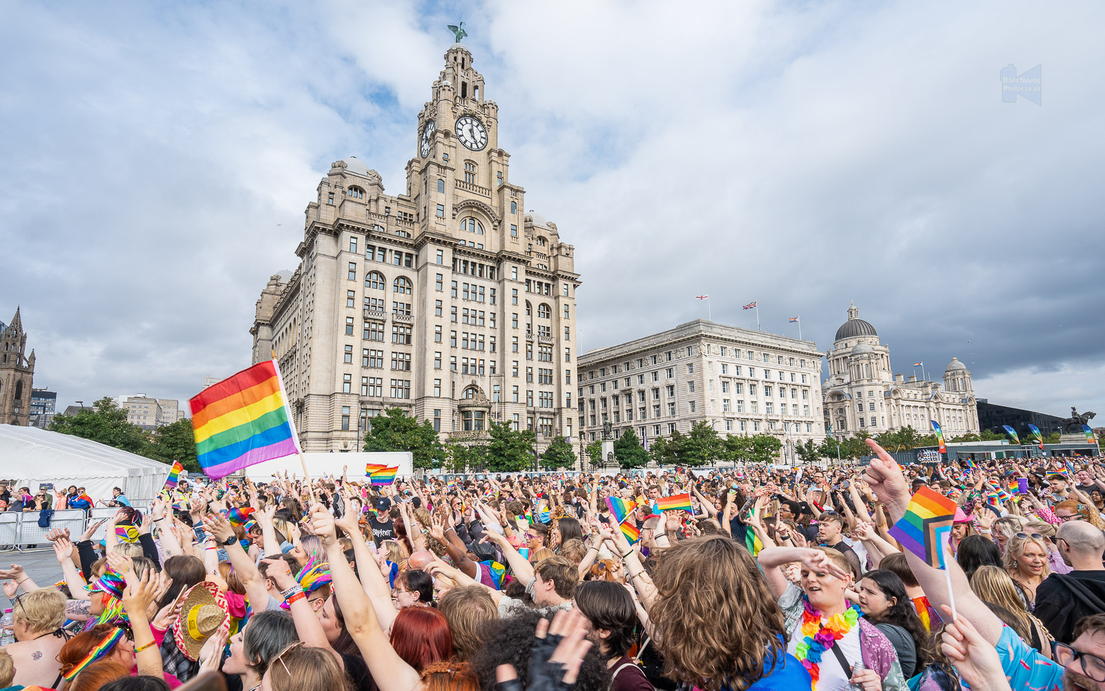 WATCH : Thousands show support for Pride in Liverpool 2022