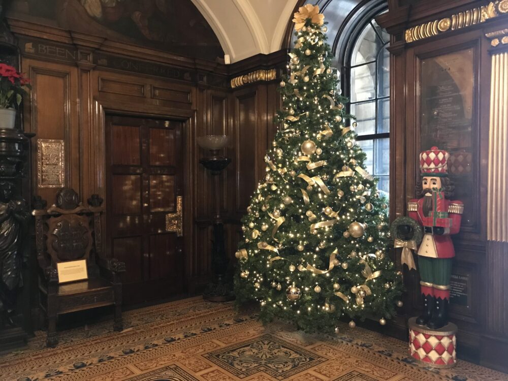 Remember a loved one at a special event taking place at Liverpool Town Hall from tomorrow until Christmas.