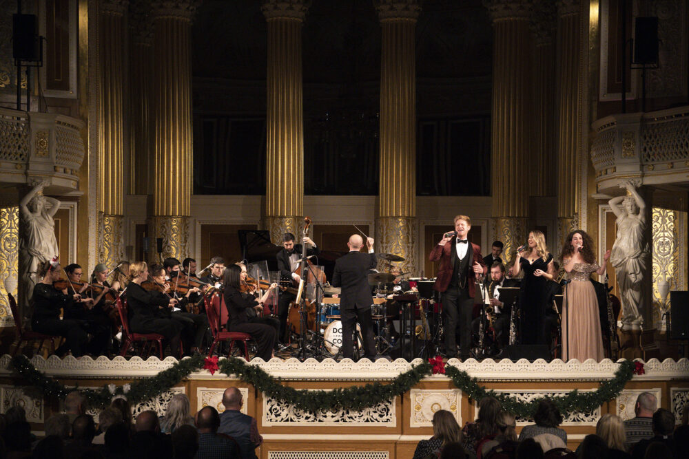 Swing into Christmas - St Georges Hall - Music