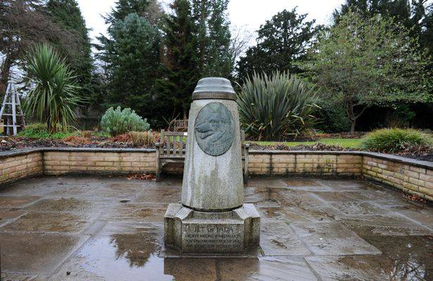 Credit: Neil John Cook
Calderstones Park
Memorial to Jet the Dog
Jet of Iada