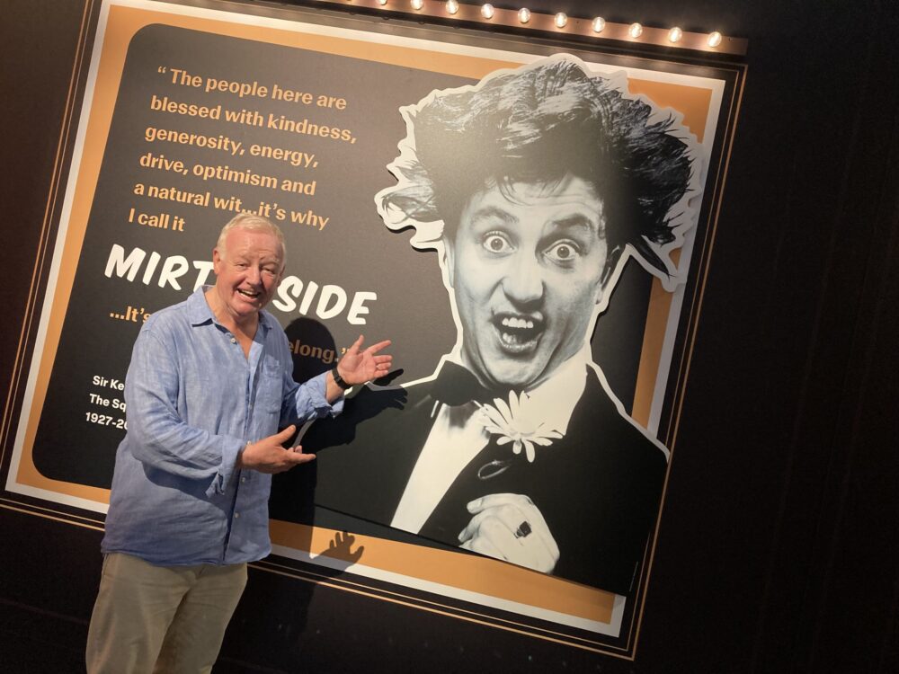 Les Dennis at Happiness! Credit: Peter Carr / NML