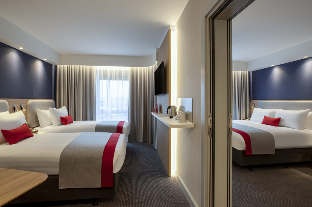 Interconnecting Twin Room. Credit: Holiday Inn Express Liverpool - Central