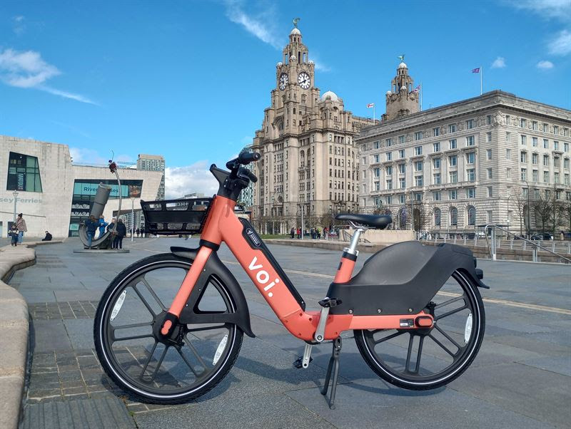 Celebrate summer in the city with free rides on Voi e-bikes and e-scooters in Liverpool