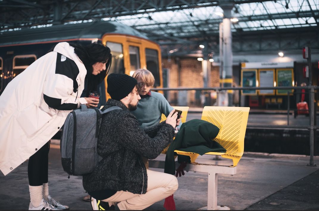 A heartwarming new video inspired by the iconic movie Home Alone 2: Lost In New York has been created by Your Southport Marketing Manager Bertie Cunningham, from Southport BID, to encourage people to enjoy all that Southport has to offer this Christmas. Paddy OCallaghan at Southport Train Station