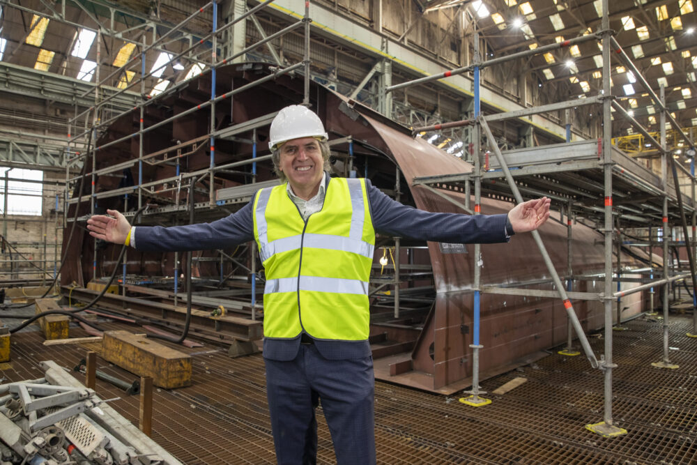 Mayor Steve Rotheram - The New Royal Daffodil construction. Credit: LCRCA