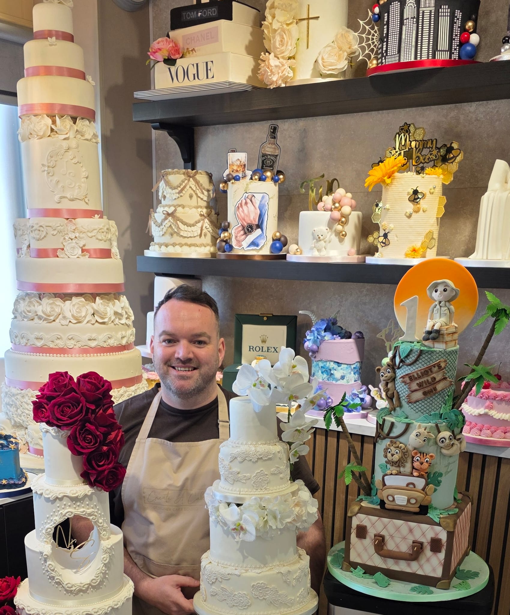 Create a cake Liam Roberts
