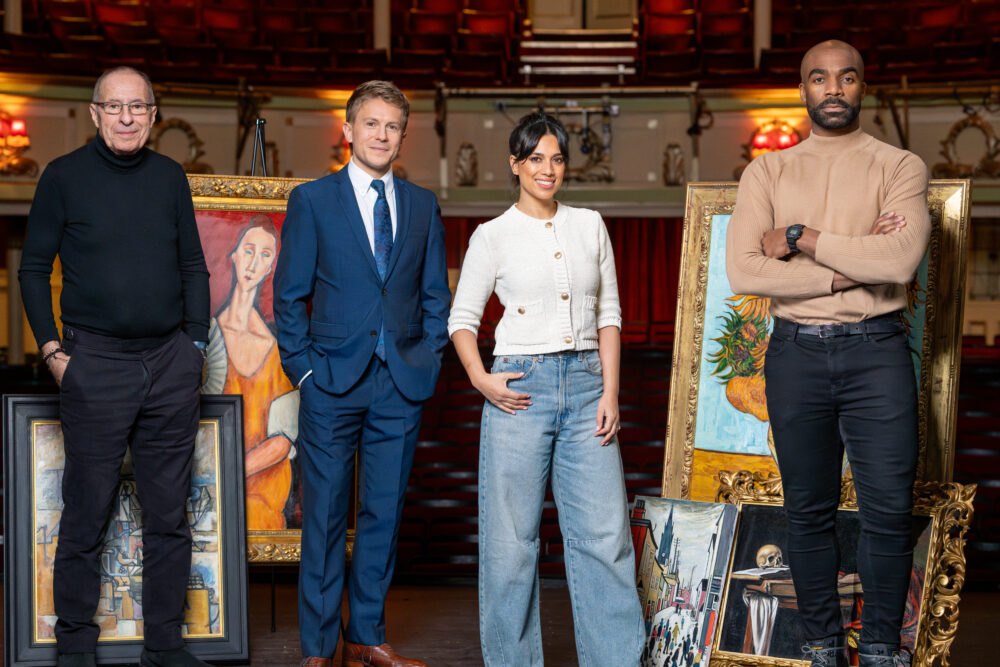 Strictly star Ore Oduba’s in the frame as he joins thriller Picture You Dead at Floral Pavilion