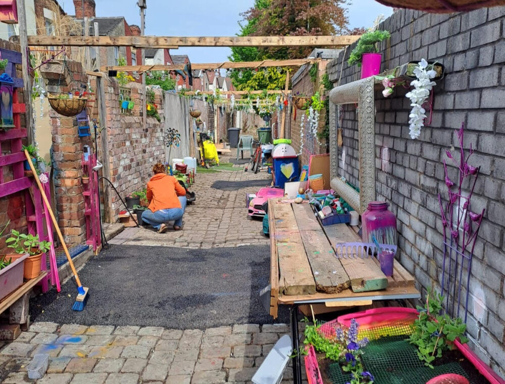 Tuebrook neighbours transform alleys from dumping grounds to colourful community spaces