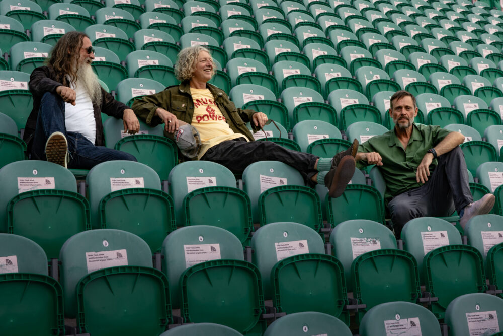 Cast announce new album ‘Yeah Yeah Yeah’ ahead of UK tour
