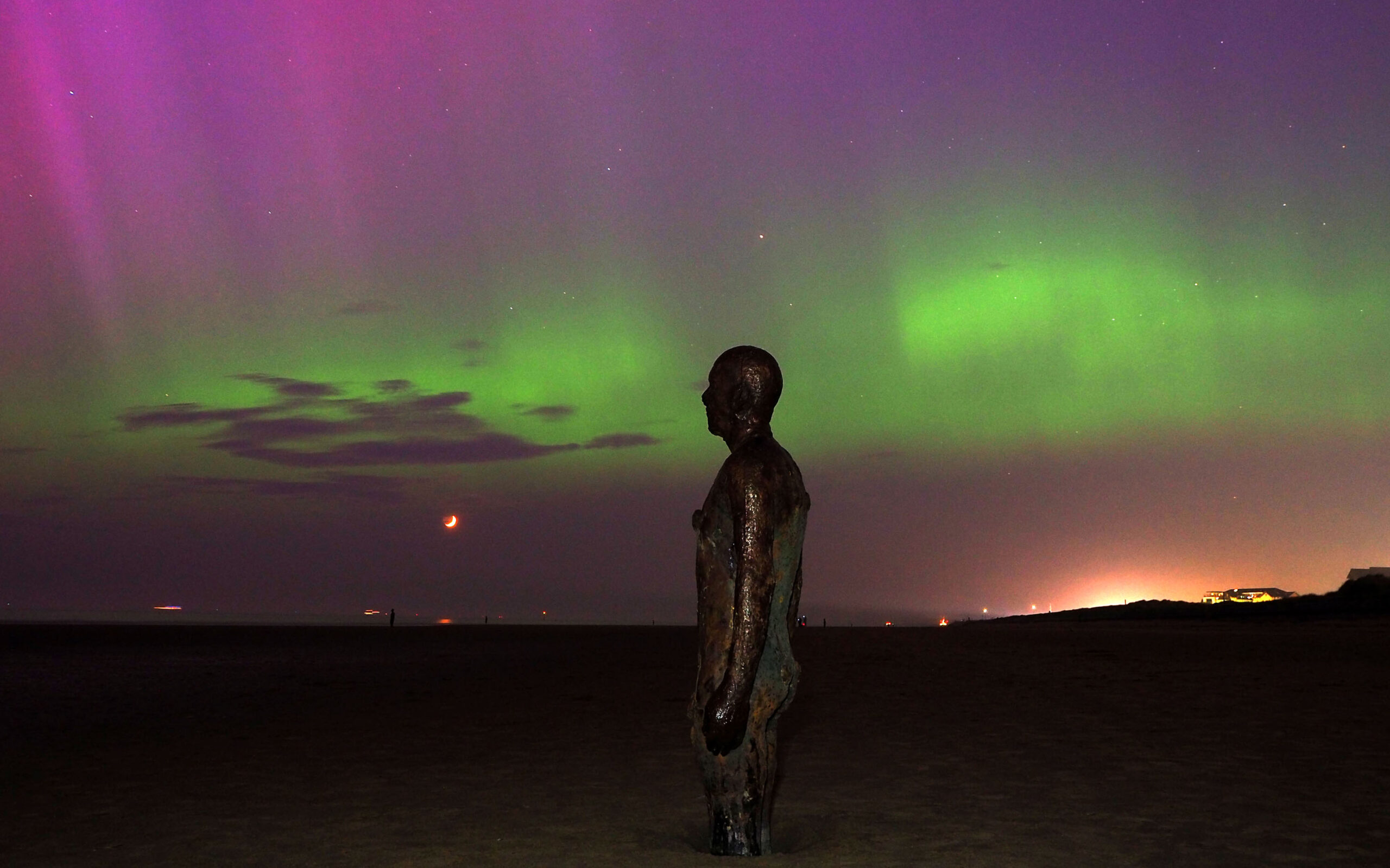 Sefton Council marks 20 years of Crosby’s Iron Men with new photography exhibition