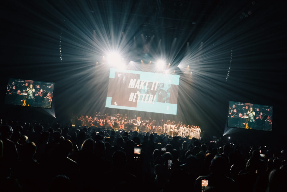Little Lights shines bright at M&S Bank Arena concert as new name is revealed for Zoe’s Place