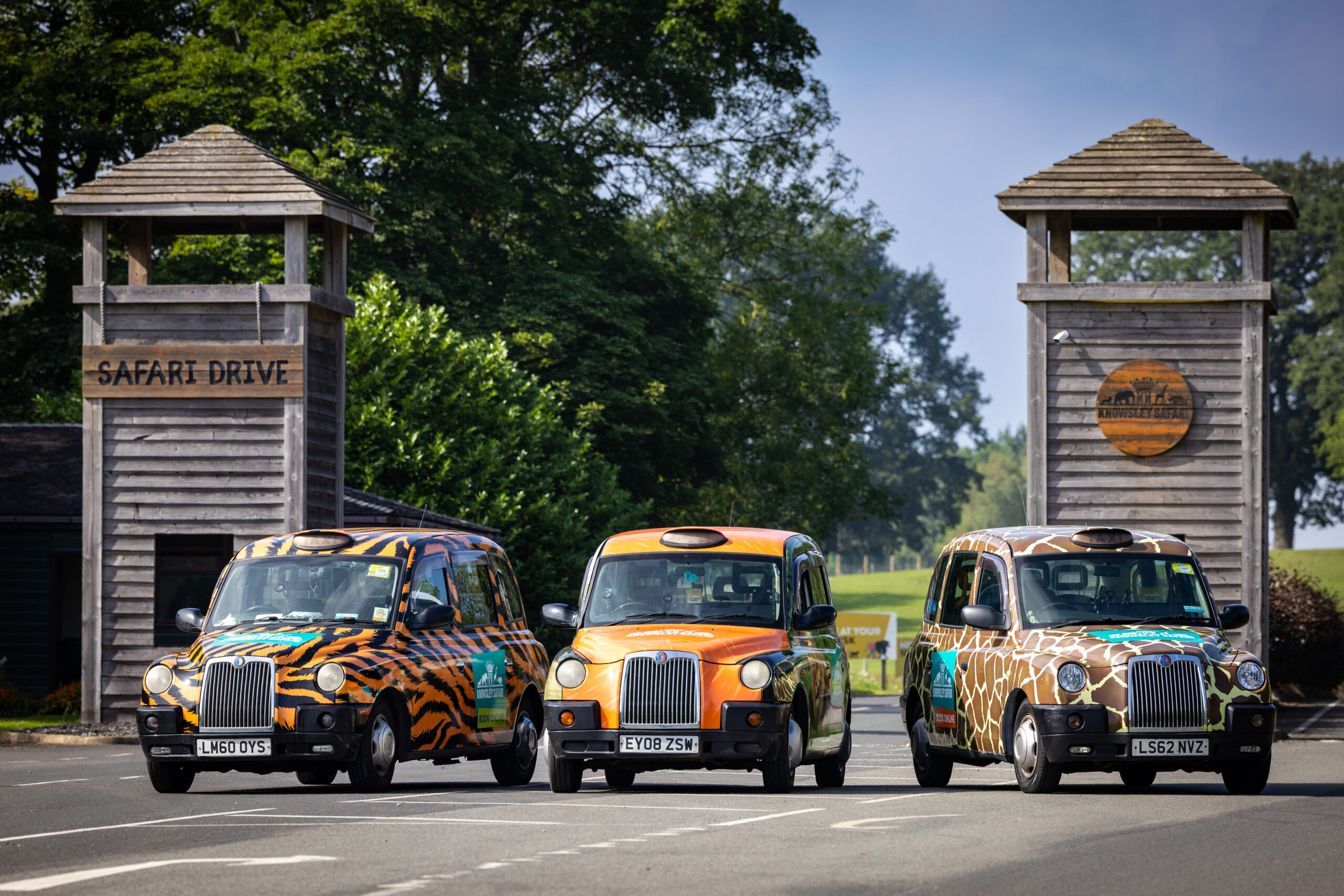 Knowsley Safari taxis In Liverpool.
