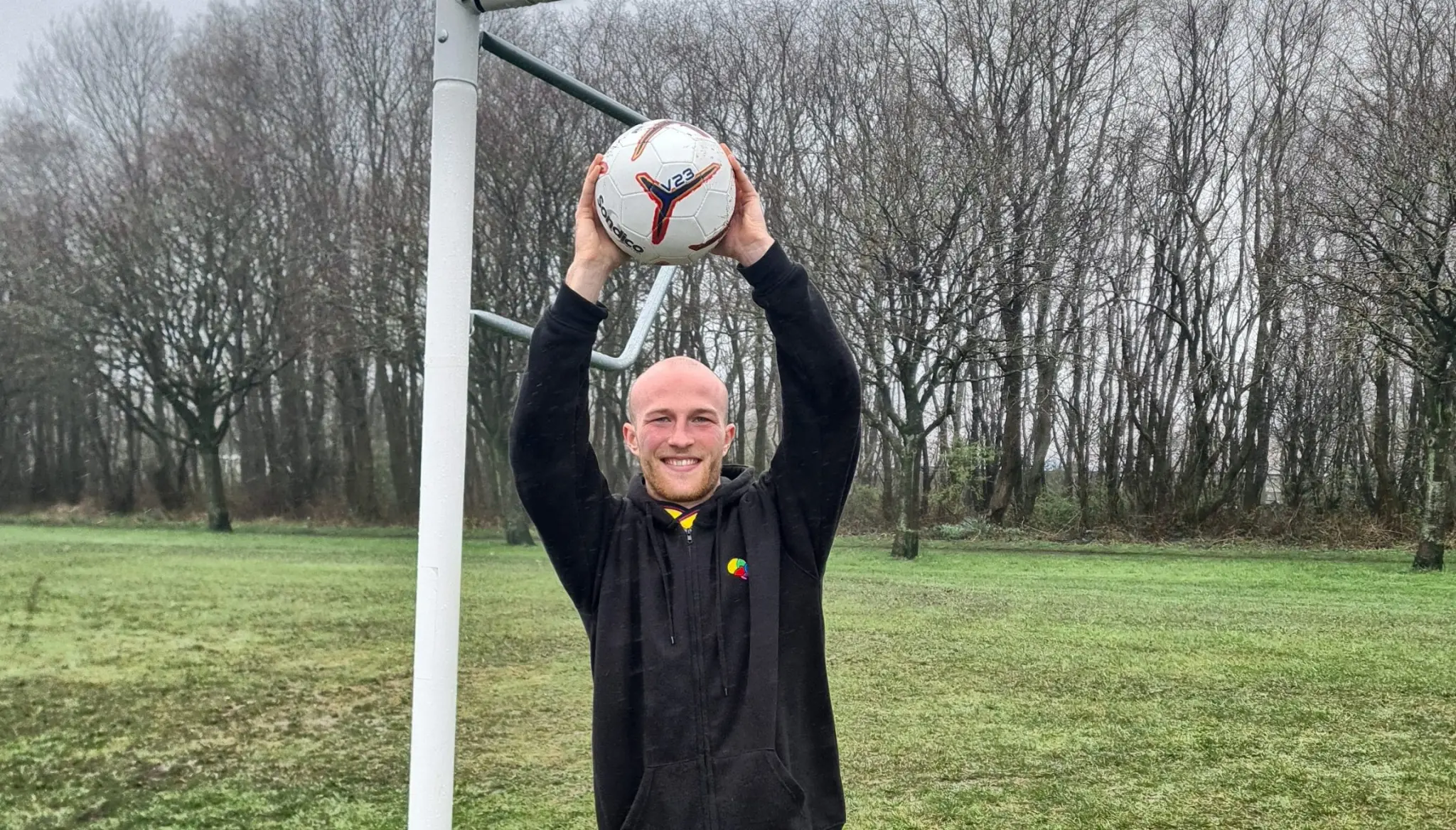 Archie Whitfield takes on 250-mile stadium run across Scotland in memory of his dad