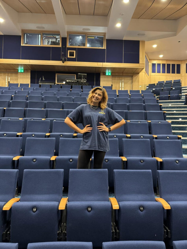 Floral Pavilion - Stage-ed West End Summer