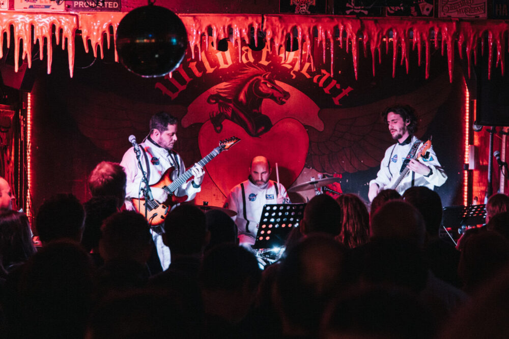 Award-winning musician brings unique genre-defying show to Liverpool