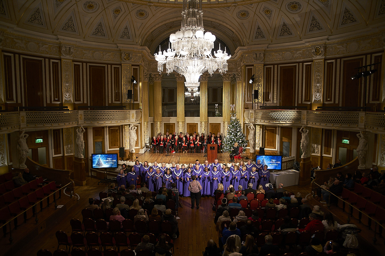 Roy Castle Lung Cancer Foundation brings its Lights of Hope service back to Liverpool