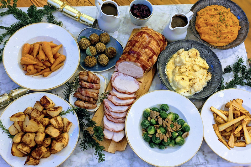 Experience a LEAF Christmas dinner from the comfort of your own home