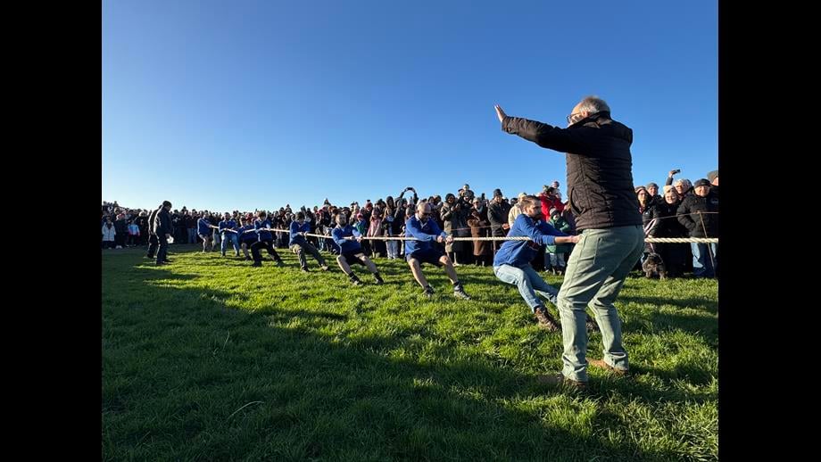 Hoylake RNLI tug O' War