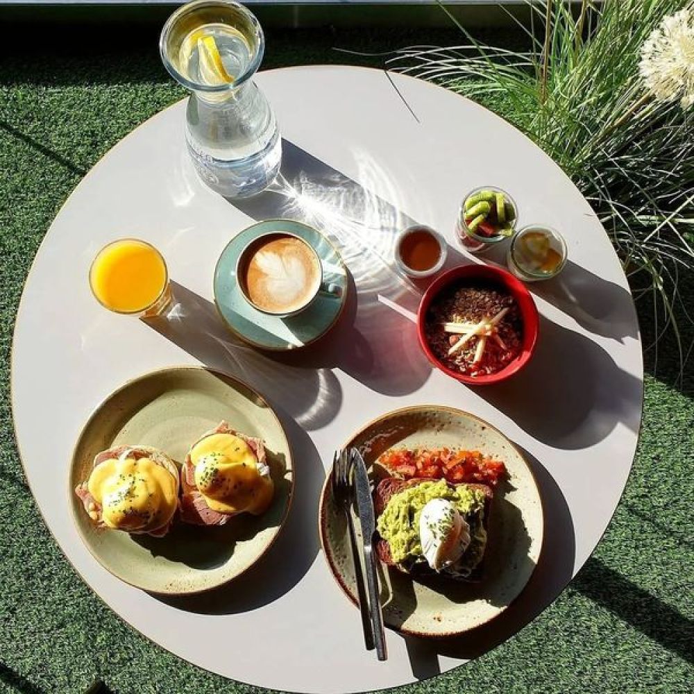 Claremont Farm - Breakfast