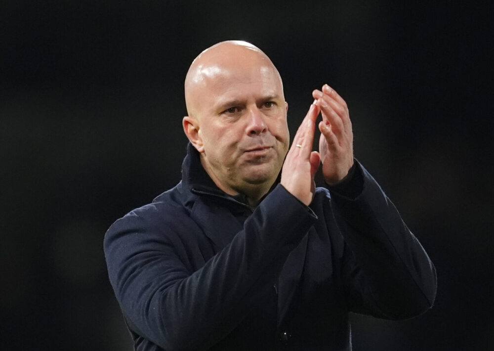 Arne Slot speaks about why he decided not to use Hugo Ekitike against Fulham