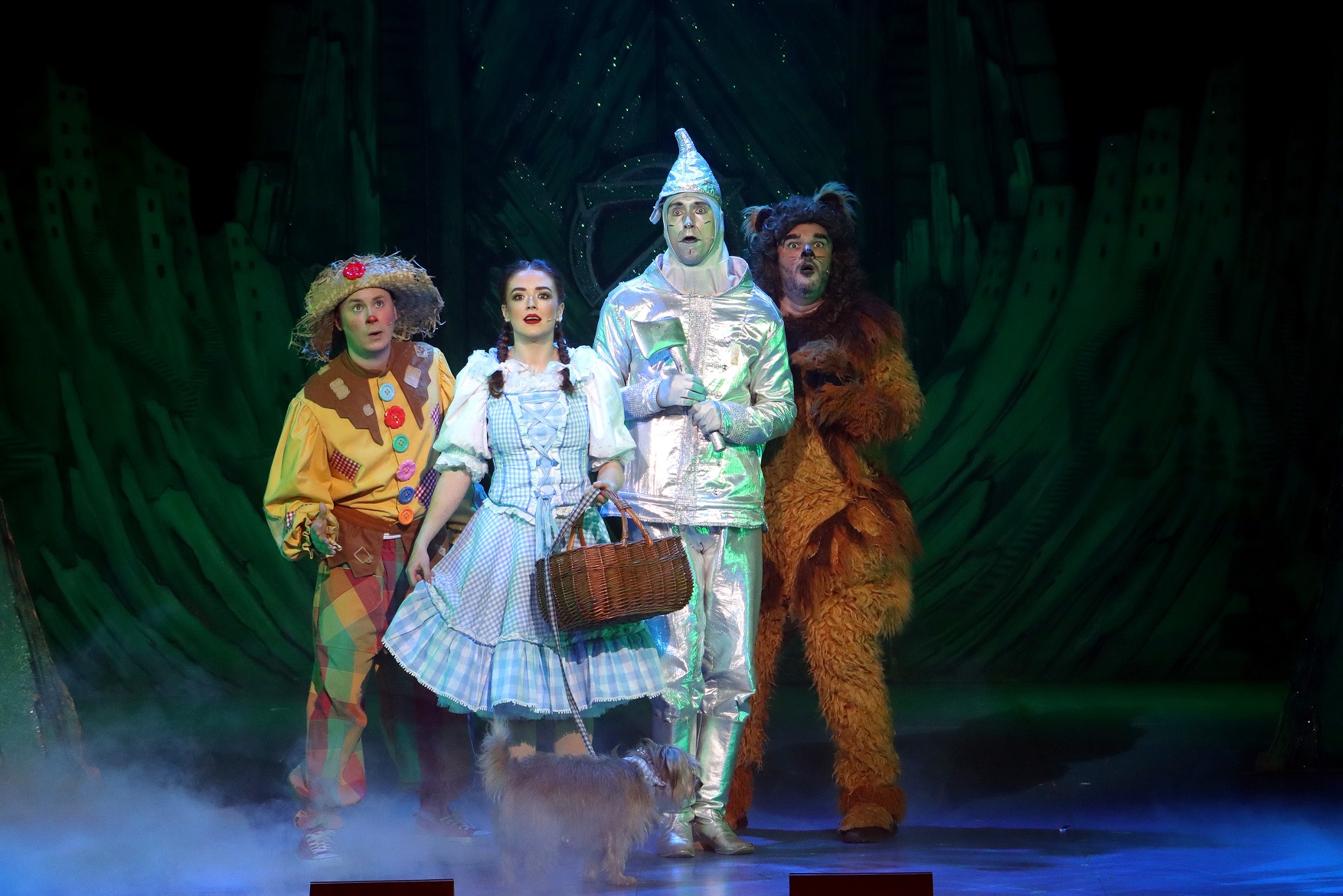 Epstein Theatre sets the stage for easter with the wizard of oz