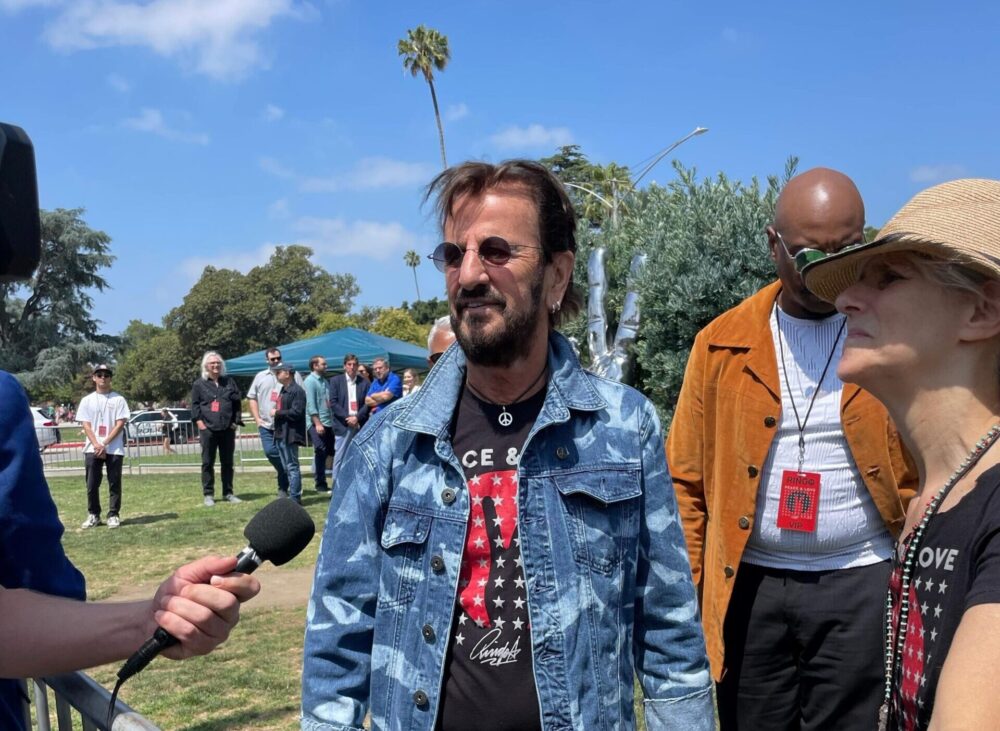 Ringo Starr announces new album and has released a new single