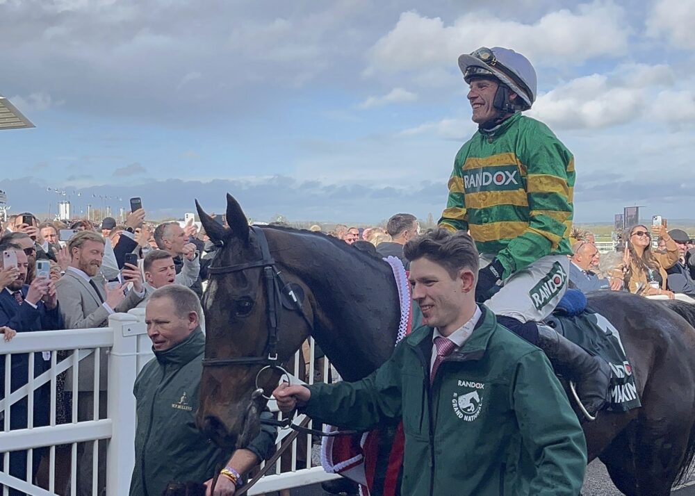 I Am Maximus wins Grand National 2026