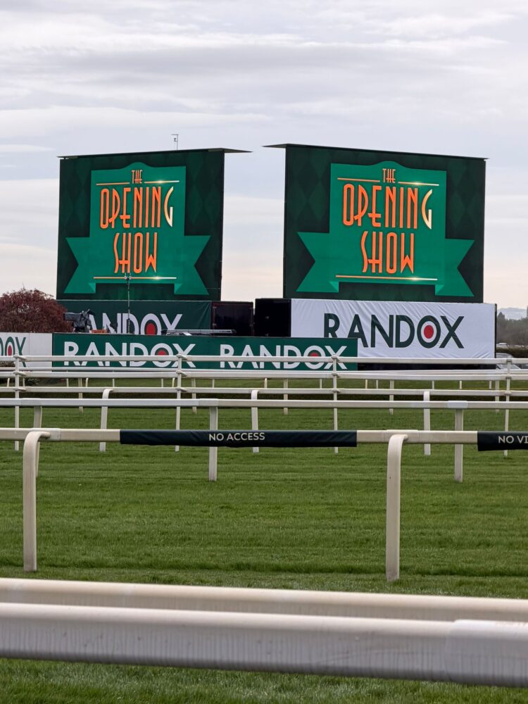 Aintree Racecourse - Grand national 2026