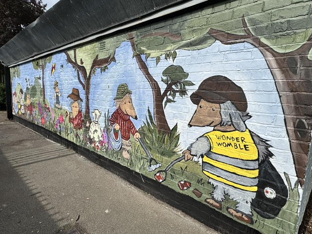 High school pupils bring Crosby Wombles’ shed to life with new mural