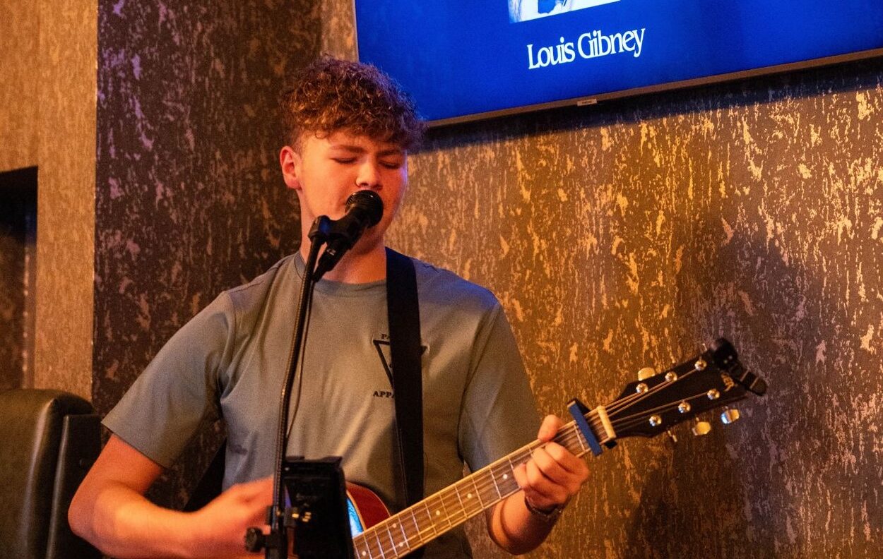 Day 200 of Liverpool teen’s mission to sing with Zach Bryan