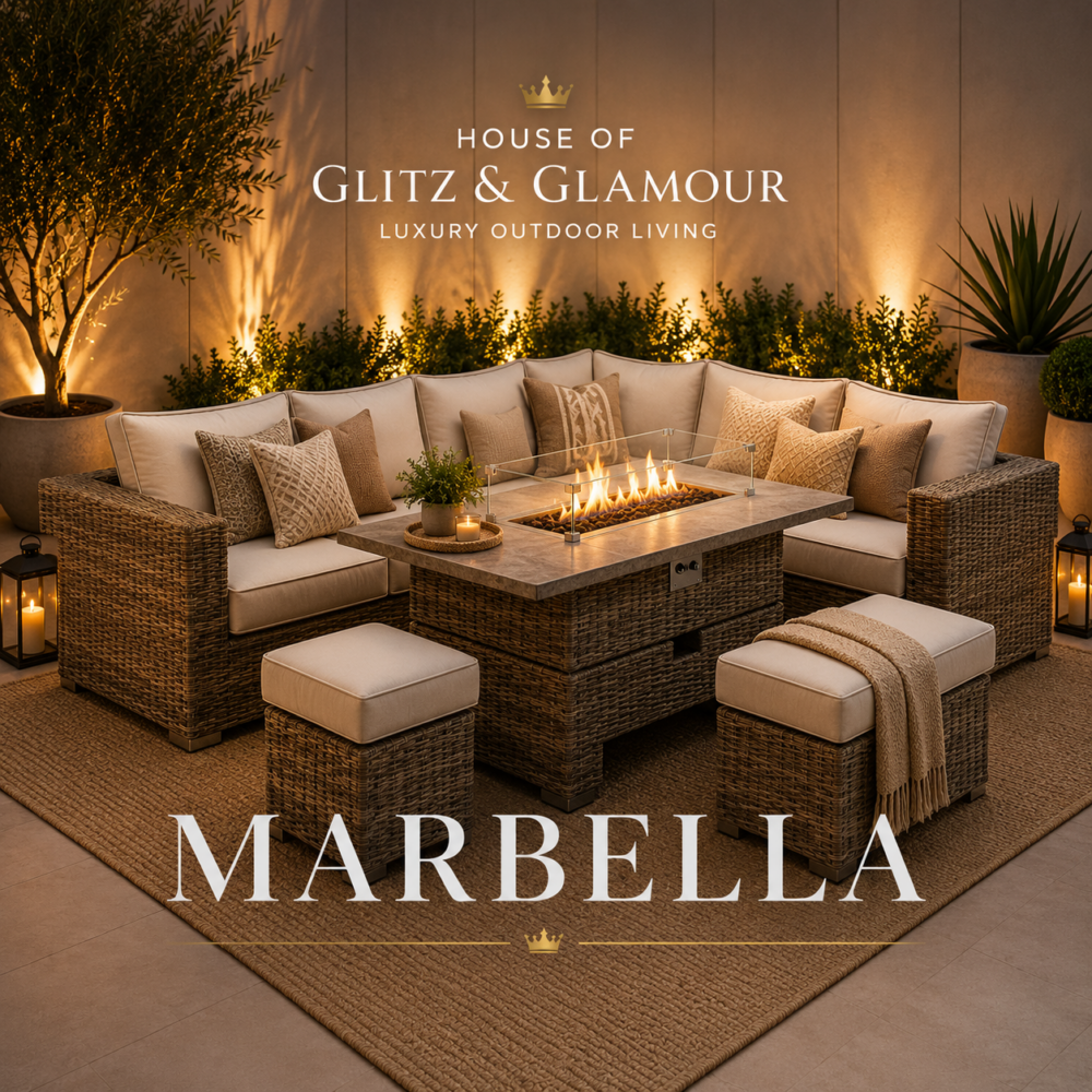 Credit: The House of Glitz and Glamour / Carolyn Hughes PR
