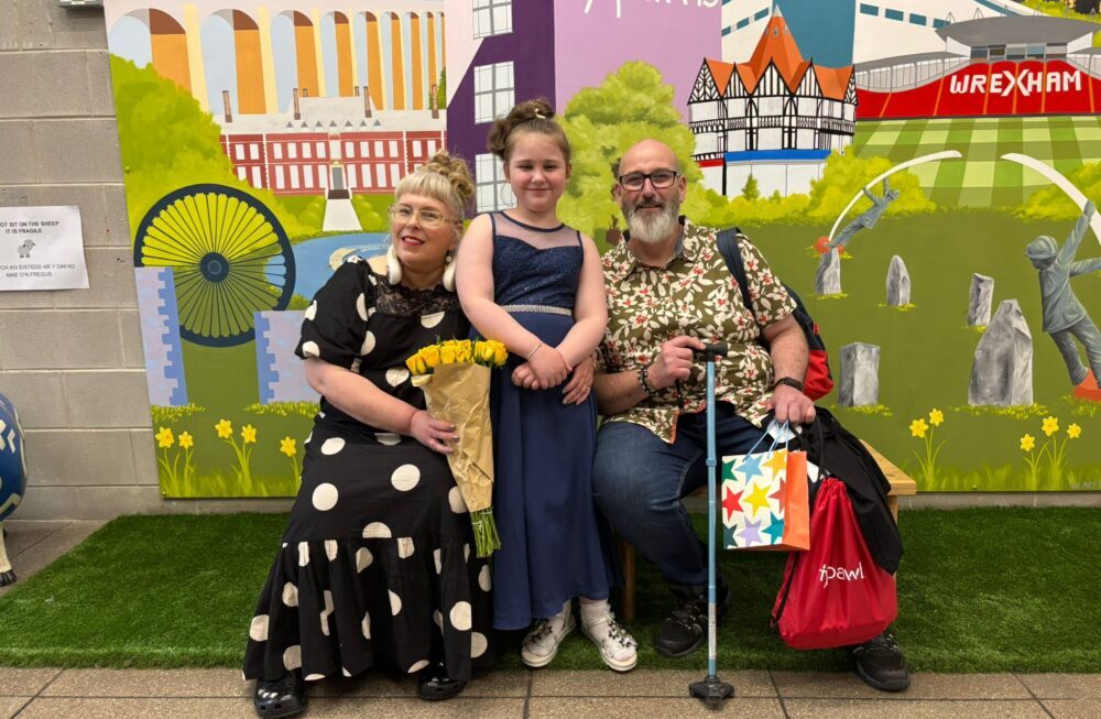 Mum creates unique artwork to give other Alder Hey parents and children some hope and peace 