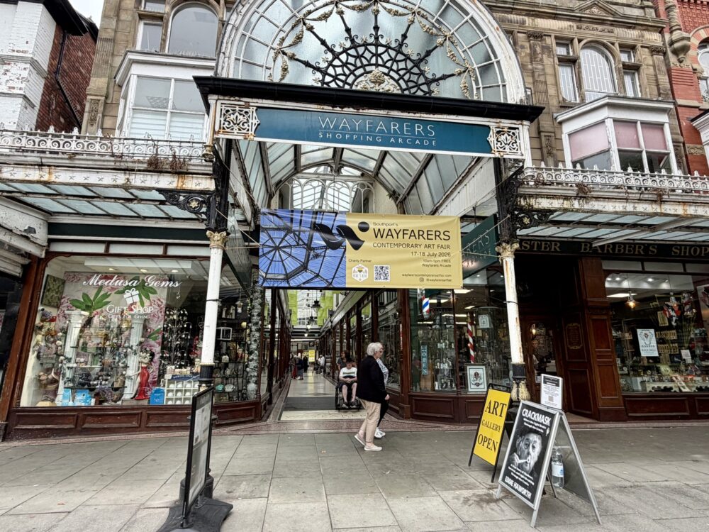 Wayfarers Arcade launches Contemporary Art Fair launches in support of Bebe’s Hive