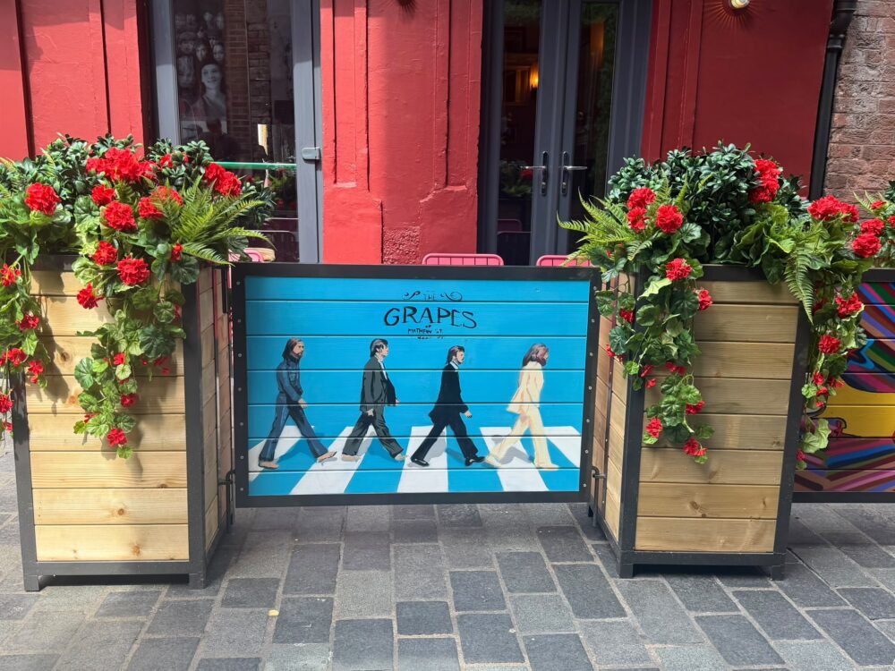 Credit: Bond Media Agency The Beatles The Grapes Matthew Street